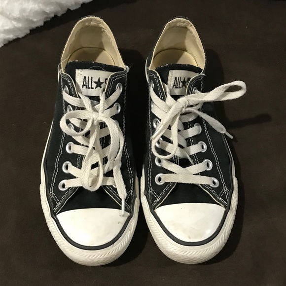 Converse women’s size 7 - Picture 1 of 6